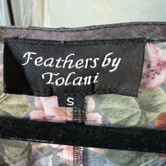 Feathers by Tolani Floral Gray Dress Handkerchief Sz Small Unlined Boho Whimsy - Picture 6 of 9